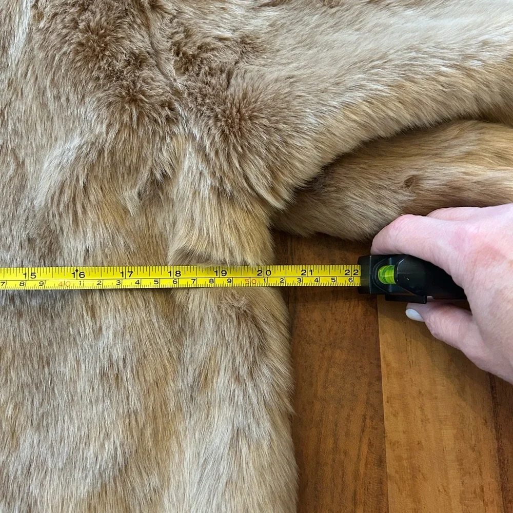 cara Faux Fur Jacket in Light Taupe - Picture 9 of 9